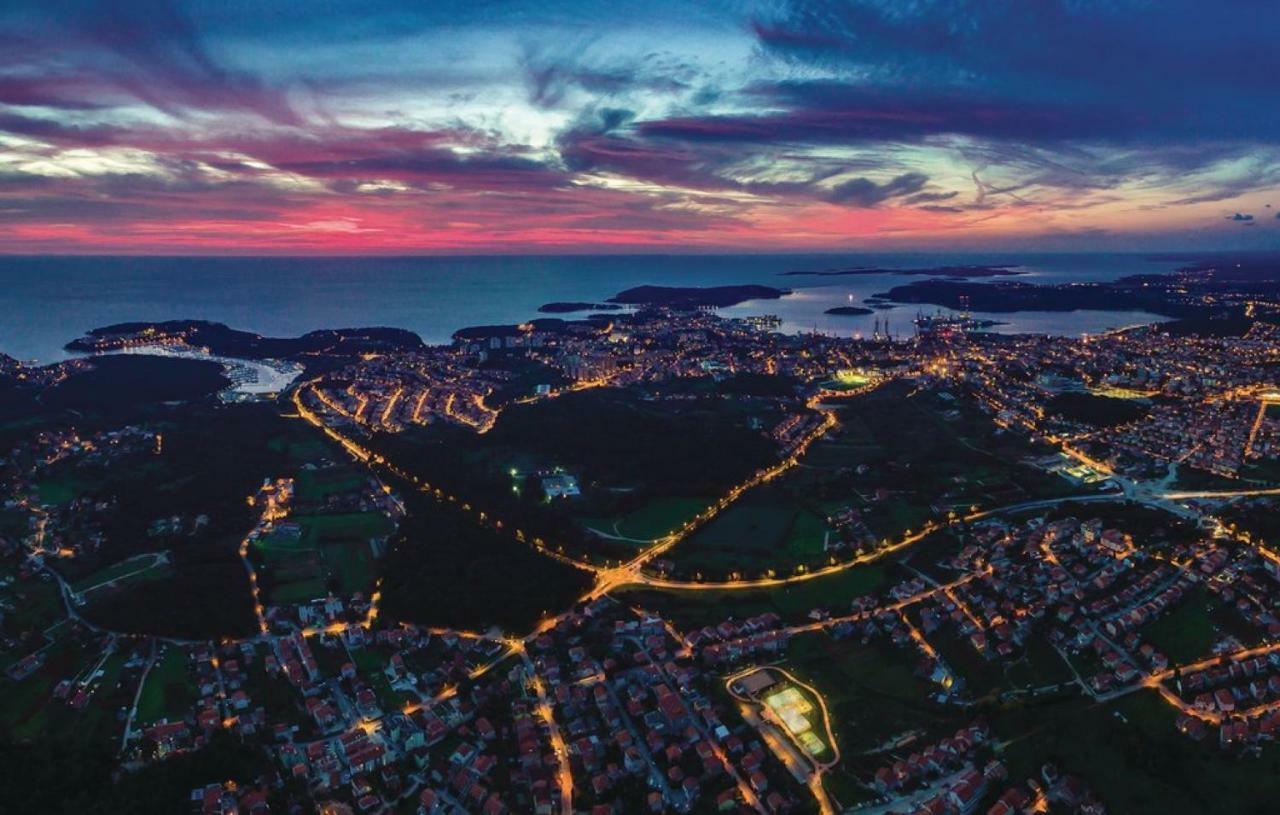 Apartments Vea Пула Экстерьер фото